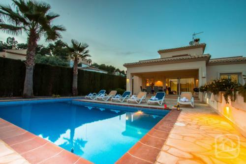 Holiday Villa Baladrar