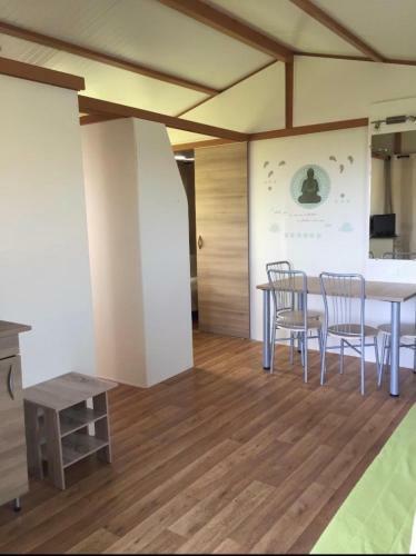 Les Chalets De La Residence A Santa Trinita