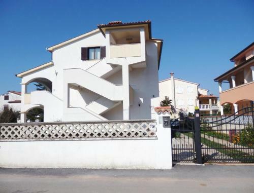Apartments Med - With Terrace