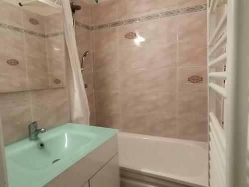 Apartamento Studio Le Biot, 1 Pi�ce, 4 Personnes - Fr-1-573-45
