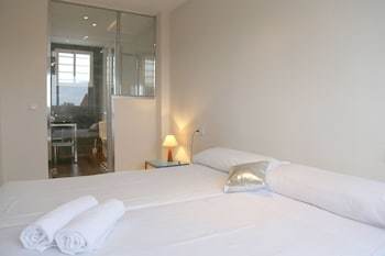 Holiday Apartments Malvarrosa Beach