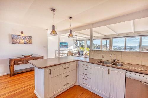 Mimosa Holiday House