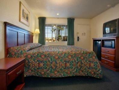 Motel Orange Show Inn
