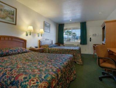 Motel Orange Show Inn