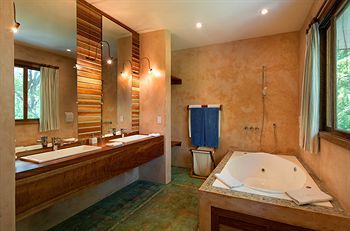 Hotel Capitan Suizo