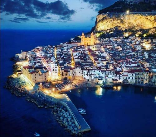 Hostal L'angolo Di Rosa