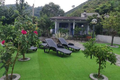 Villa Cilento Mare, Bellissima Con Ampio Giardino