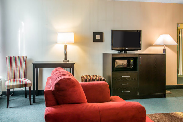 Motel Quality Inn & Suites