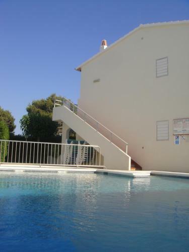Apartamentos Rayma I-ii-iii