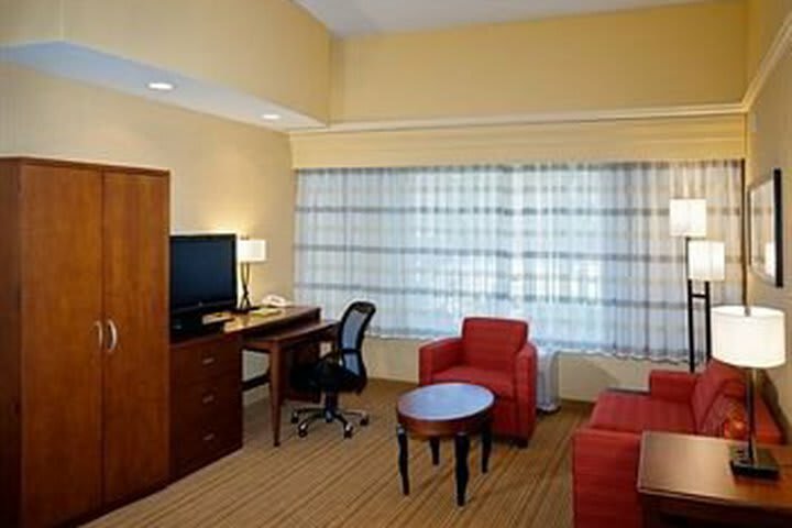 Hotel Courtyard Ventura Simi Valley
