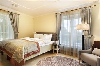 Hotel H�meenkyl�n Kartano