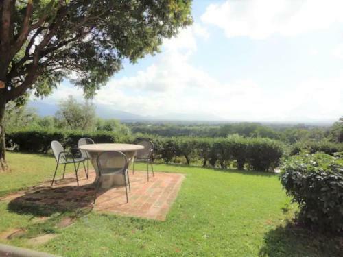 Tuscan Villa With Views And Pool. Hosts Up To 15