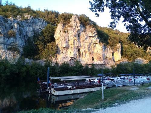 Bouzies Lot Valley Gite