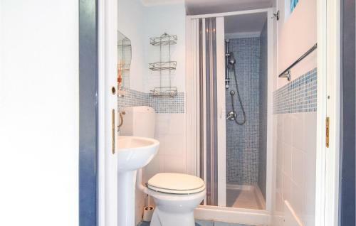 Beautiful Apartment In Capo D'orlando With 4 Bedrooms
