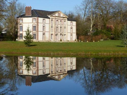 Le Domaine Des Jardins De Bracquetuit