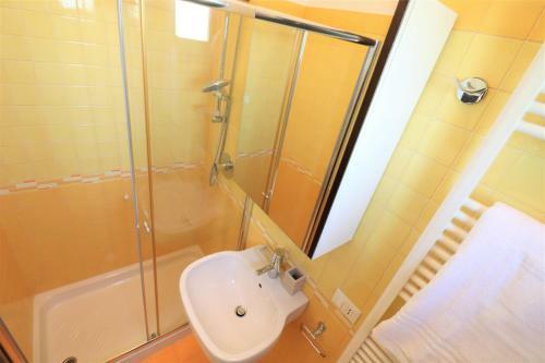 Hostal Room In Bb - Matrimoniale Delux Washinton
