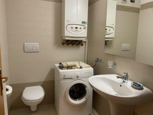 Apartamento 002 Trilocale Con Giardino, Carisolo
