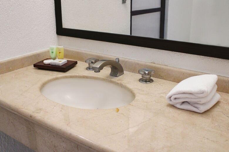 Hotel & Suites Real Del Lago