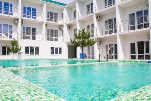 Ostriv Hotel