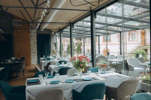 Hotel Vedmezhyi Dvir