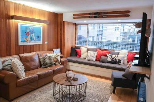 Modern Central Thredbo Apartment