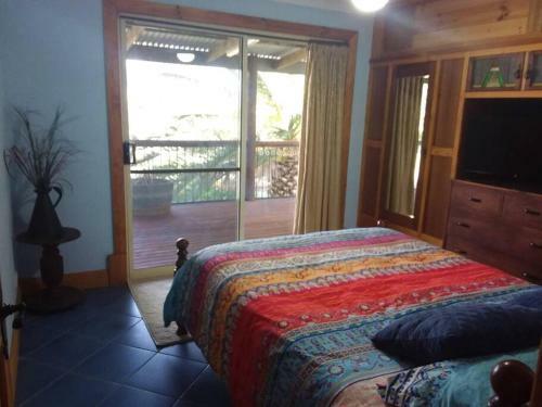 Family Friendly, Peaceful Paradise Facing Lagoon