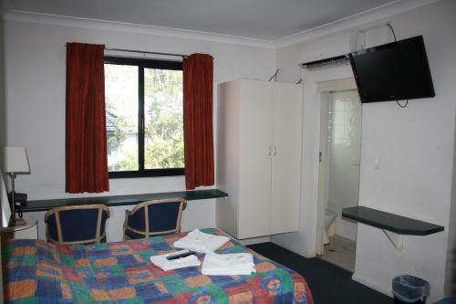 Linwood Lodge Motel