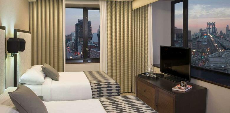 Leon Hotel