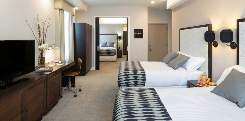 Leon Hotel
