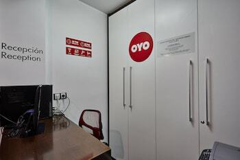 Oyo Salamanca Suites