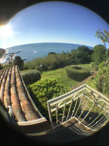 Apartamento Residence Baia Vallugola