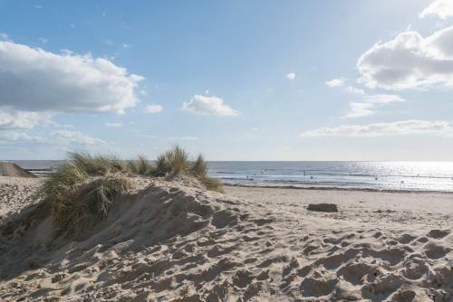 Maison De 200m Face A La Plage - La Bernerie
