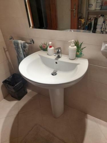 Hostal Le Stanze Di Ginevra - Via Tescione