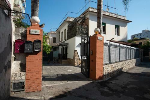 Bed & Breakfast Canelli House