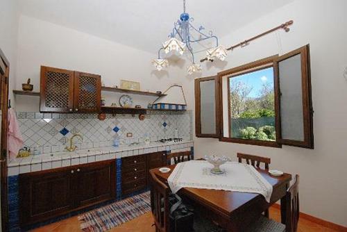 Splendida Villetta Tra Gli Ulivi, Non Distante Dal Mare