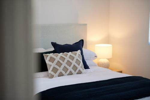 Apartamento Harbour View Huge 2 Bedroom Entire Residence.