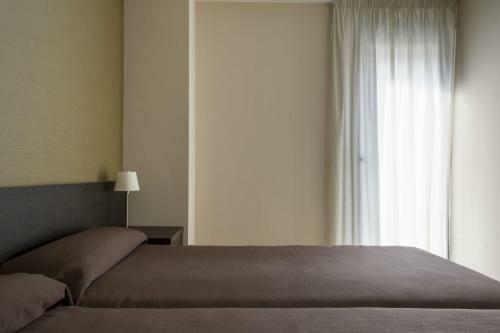 Hostal Residencia Damia Bonet