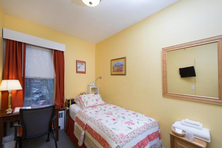 Bed & Breakfast Irving House At Harvard