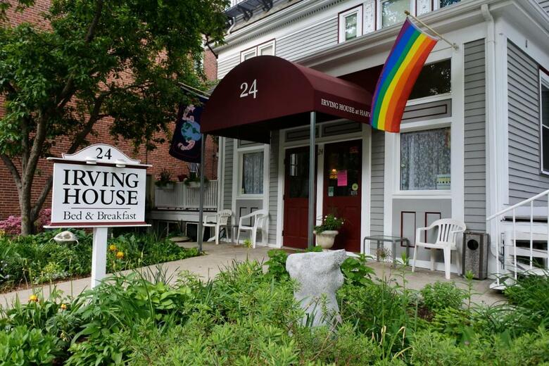 Bed & Breakfast Irving House At Harvard