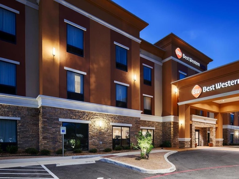 Motel Mid Towne Inn & Suites