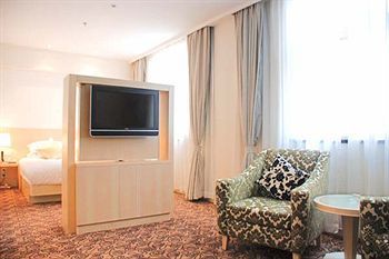 Shanghai Baron Business Bund Hotel