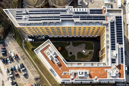 New Opening 2022 - Los Lorentes Apartments Bern City