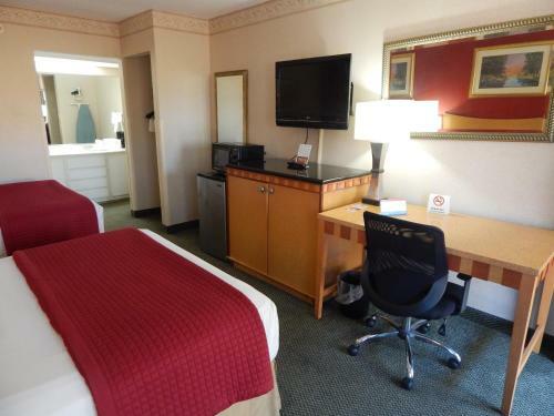 Hotel Ramada Inn And Conference Center