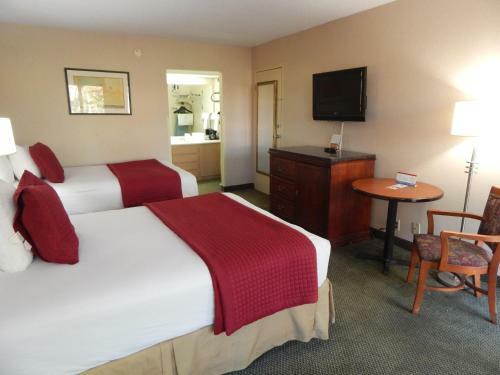 Hotel Ramada Inn And Conference Center