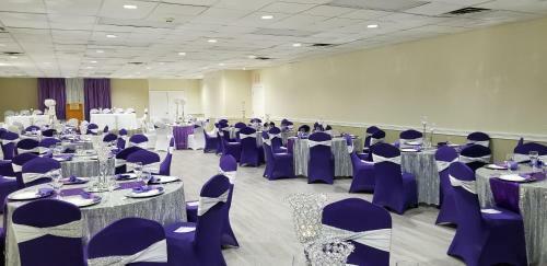 Hotel Ramada Inn And Conference Center