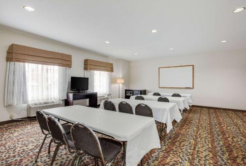 Hotel Sleep Inn & Suites Milan