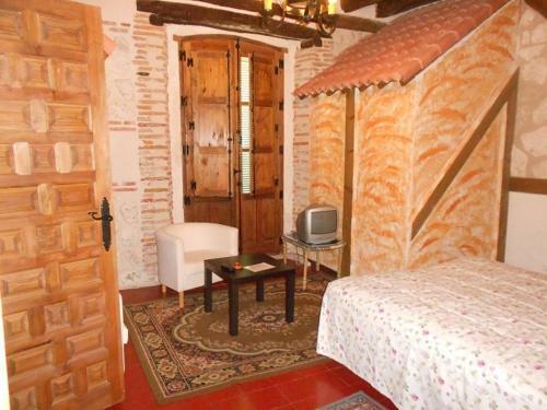 Albergue Hostal La Mesnadita
