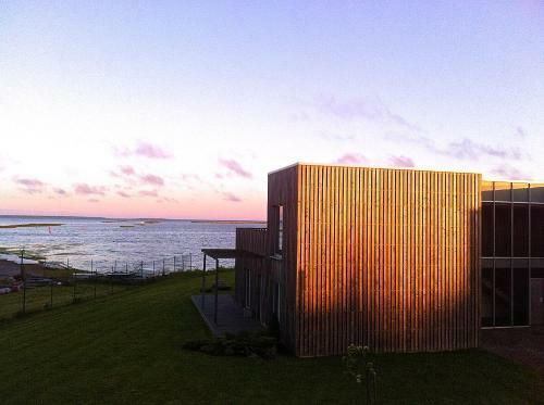 Hygge Apart With Fireplace At The Seaside