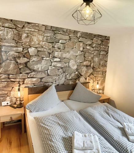 Hostal Gasthof Auwirt