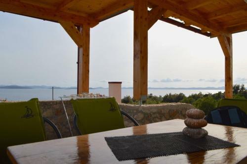 Apartamento Spacious Robinson House Paloma Blanca, Sleeps 8